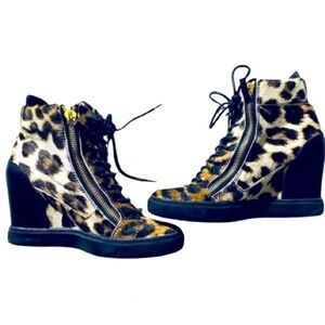 Giuseppe Zanotti Leopard Animal Print Calf Hair Wedge Sneaker Boots Sz 41